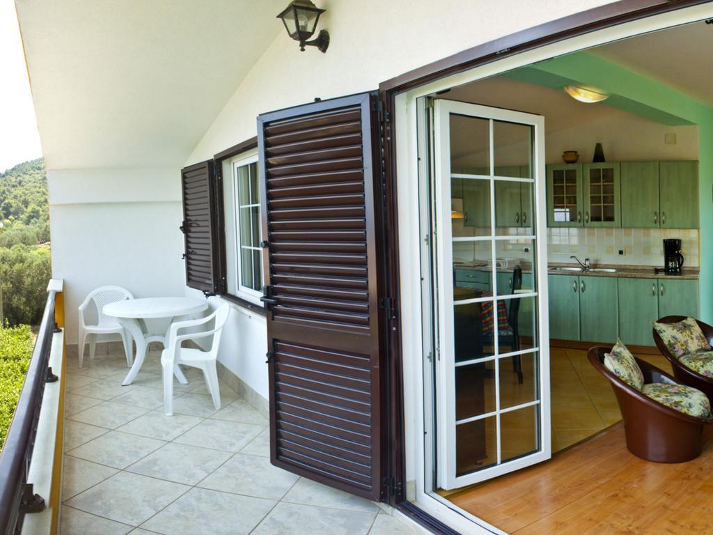 Apartments Villa Annika Slatine Rum bild