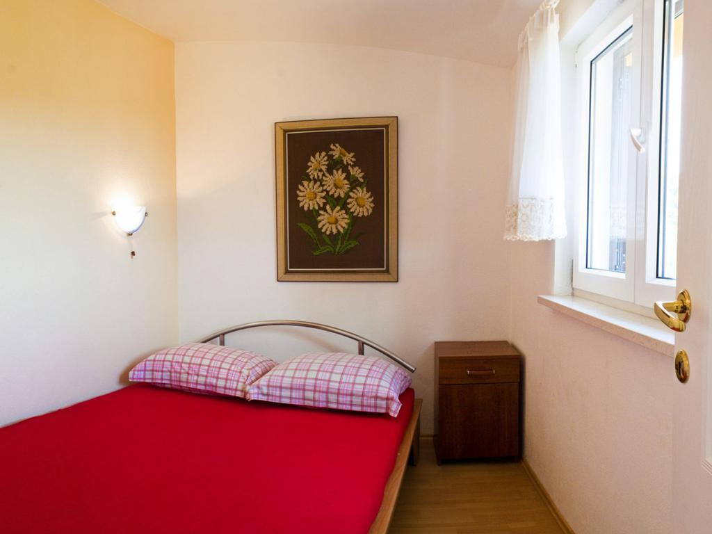 Apartments Villa Annika Slatine Rum bild