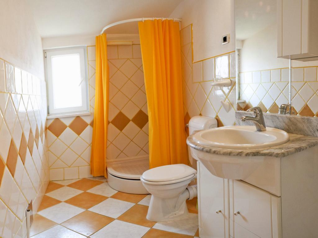Apartments Villa Annika Slatine Rum bild