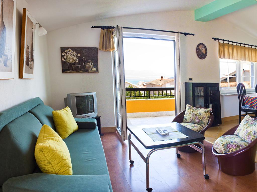Apartments Villa Annika Slatine Rum bild